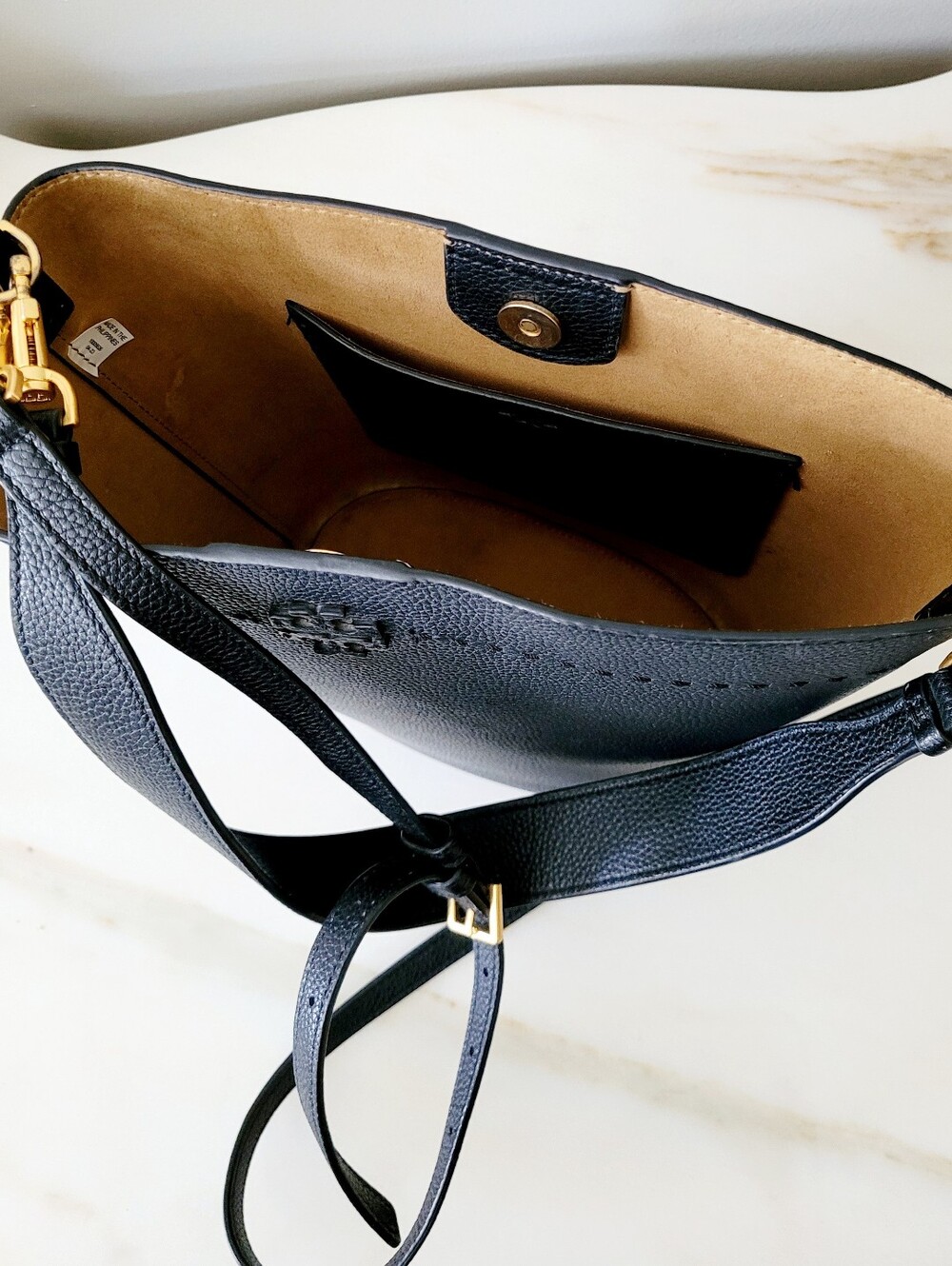 Tory Burch McGraw Black Pebbled Leather Bucket Crossbody/Shoulder Bag - Picture 12 of 16